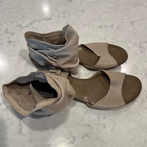 Nardo Women's Cream Side Lace Leather Open Toe Comfortable Flat Sandal Size 39‎